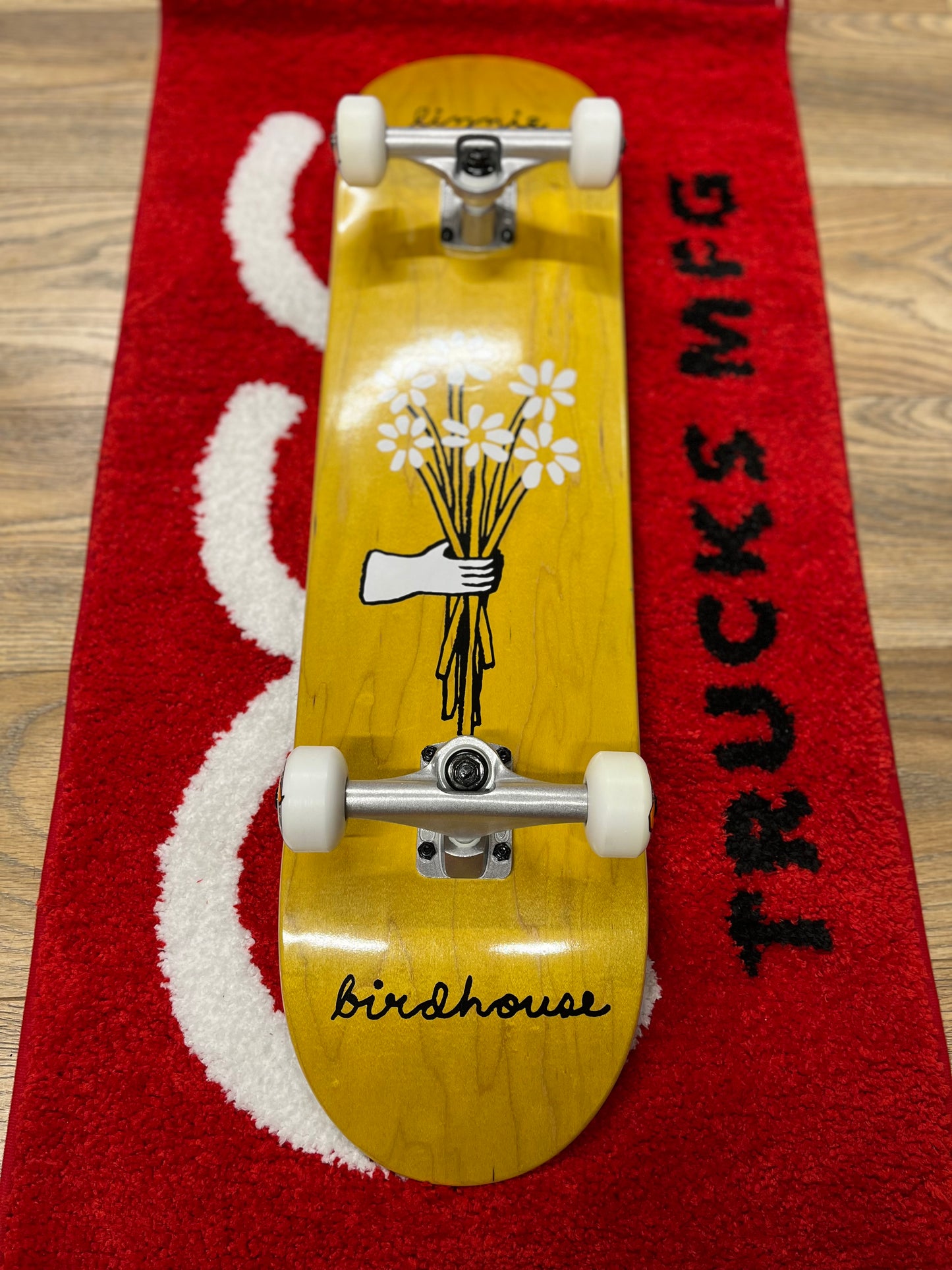 Birdhouse complete 8"