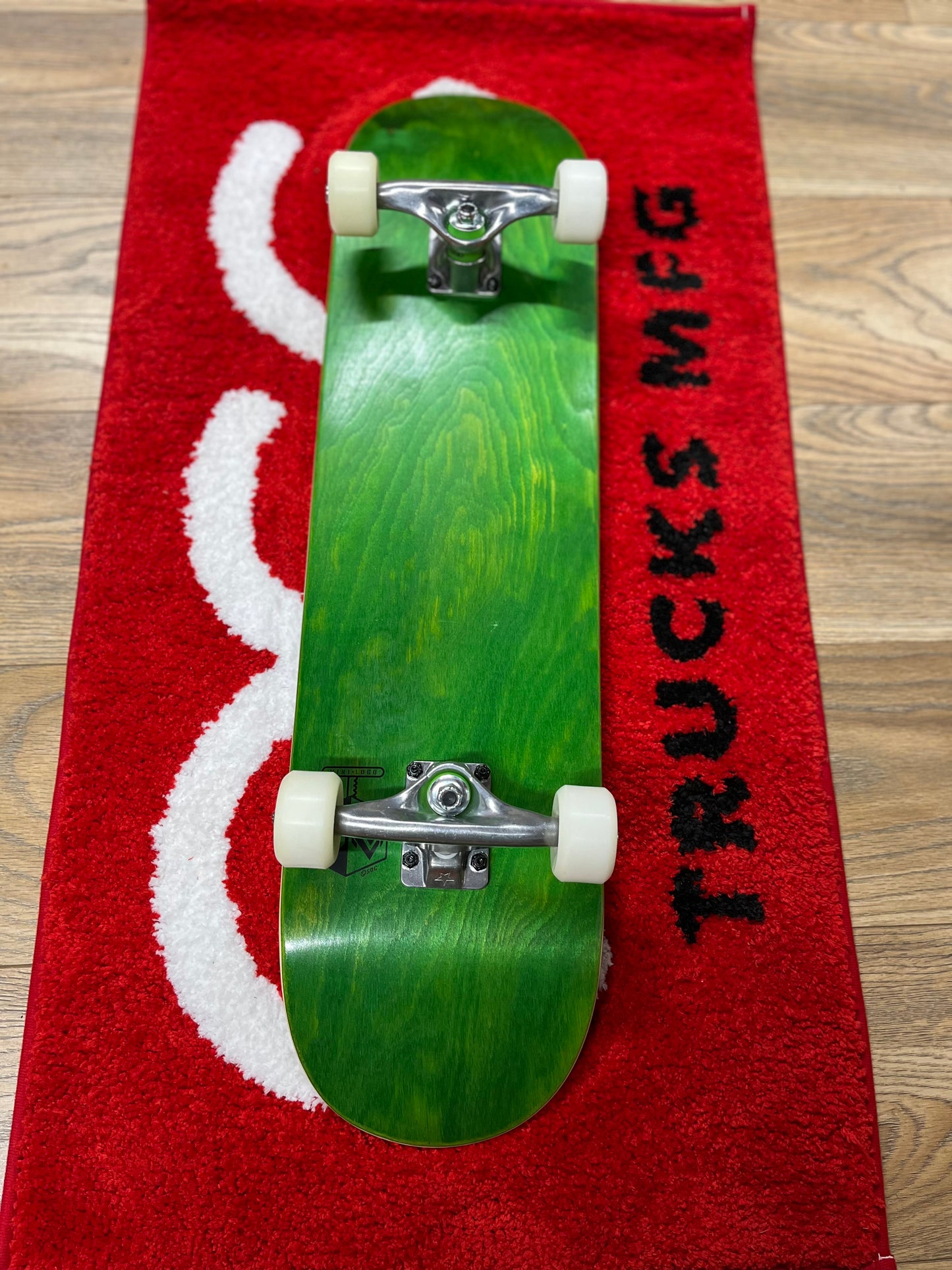 Mini Logo complete 7.75"